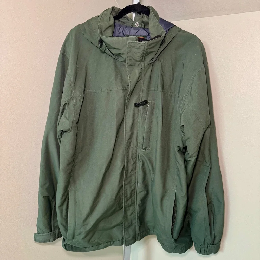 LL Bean Mens XL Regular Green Hooded Rain Jacket Nylon Windbreaker